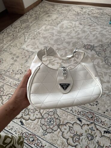 сколько стоит кольцо золотое: Сумка prada