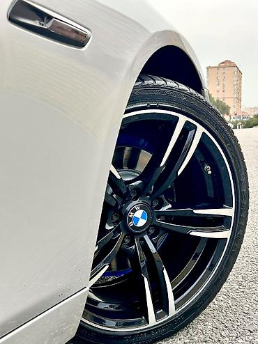 r18 bmw: BMW 528: 2 l | 2014 il Sedan — 7