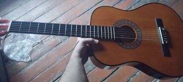 gitara qiymeti: Klassik gitara, Yeni