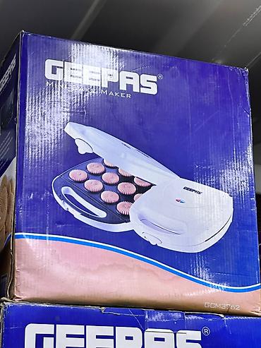 GEEPAS Mini Cake Maker (модель GCM3762) - Электрическая мини-печь для