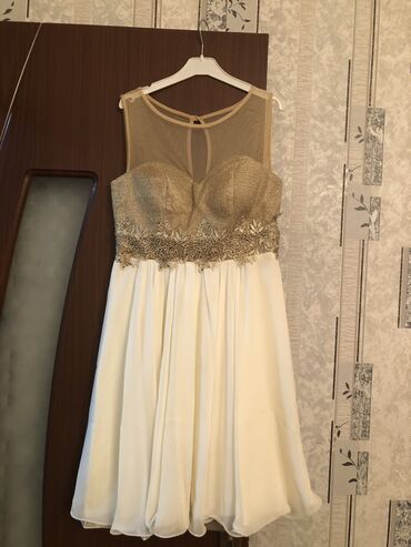 calvin klein euphoria qiymeti: 1defe geyinilib