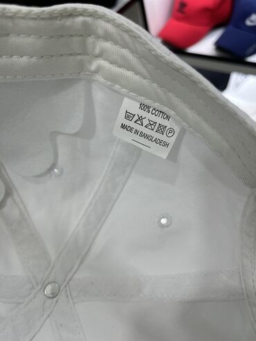 Baş geyimləri: Бейсболки премиюм класса качество на высшем уровне.Производство Индия — 2