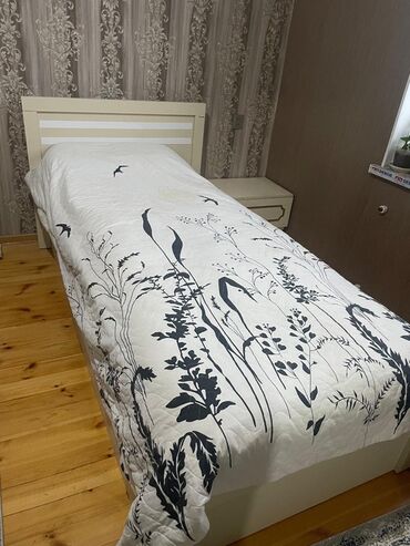 Односпальная кровать, Без подьемного механизма, Без выдвижных ящиков