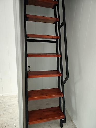 Витрины: Витрина Для телефонов и их аксессуаров, Лофт, 200 см * 180 см * 35 см, Новый — 17