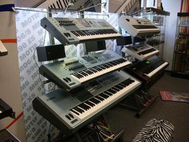 klavijature za decu: Otkup Klavijatura Aranzera Korg Yamaha Roland Vrsim Otkup