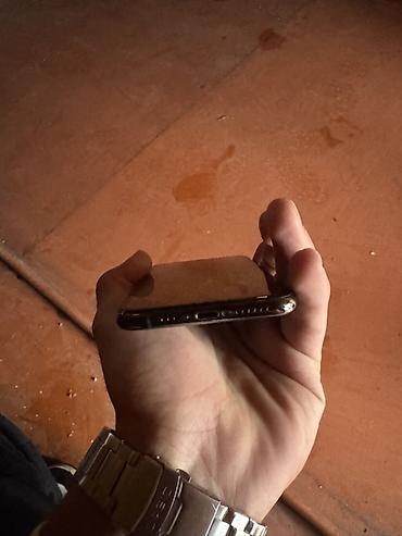 Apple iPhone: IPhone 11 Pro, 64 GB, Qara, Face ID — 5