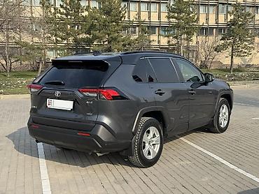 обмен рассмотрим: Toyota RAV4: 2019 г., 2.5 л, Автомат, Бензин, Внедорожник — 3