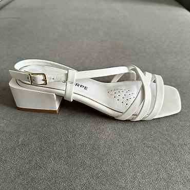 зимный обувь: Босоножки белые Le Scarpe 36 размер. Стильные летние белые босоножки — 3