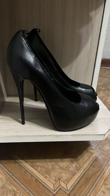 туфли на каблуках 38 размер: Туфли Размер: 38, цвет - Черный