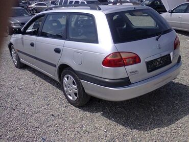 машина нехия: Toyota Avensis: 2002 г., 1.8 л, Механика, Бензин, Универсал