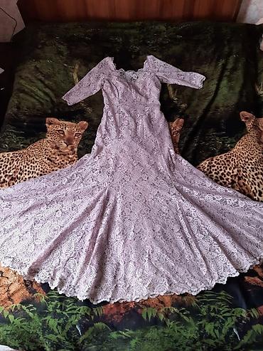 Zərif krujeva (ağ-qızılı tonlarda) uzun paltar - Model: A-kəsim, alt