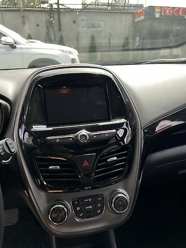 spark 7: Chevrolet Spark: 2020 г., 1 л, Вариатор, Бензин, Хэтчбэк — 10