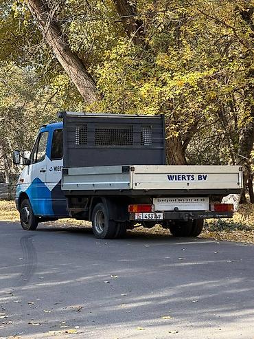 210 4.3: Легкий грузовик, Mercedes-Benz, Дубль, 3 т, Б/у — 4