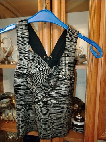 Köynək və bluzalar: Kroplar əla vəziyyətdə.3 ü bir yerdə 10 manat — 7