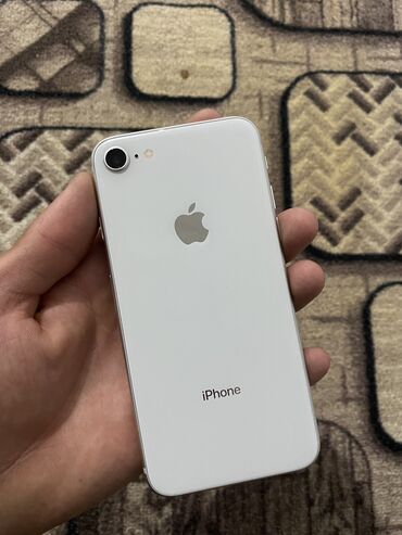 Apple iPhone: IPhone 8, Новый, 64 ГБ, Белый, 80 %