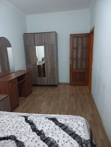 Uzunmüddətli kirayə mənzillər: Əcəmi metrosu yaxınlığı,Yeganə şadlıq sarayının yanında,5 — 11