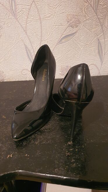 брендовые туфли: Туфли 35, цвет - Черный