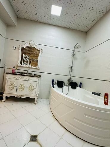 Uzunmüddətli kirayə mənzillər: Yasamalda, ATV-nin yanında,16 mertebe binanin, 4-cü mertebesinde 4 — 11