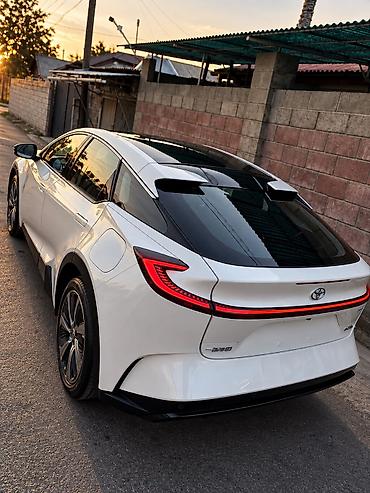 Продажа авто: Toyota bZ5: 2026 г., Вариатор, Электромобиль, Лифтбек — 7