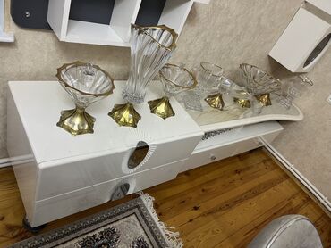 Masa və oturacaq dəstləri: Qonaq otağı üçün, Oval masa, 6 stul — 10