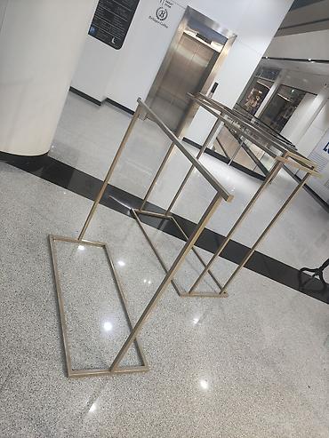 Кронштейны, стойки: Кронштейн Для косметики, Материал: Металл, С зеркалом, Новый — 8