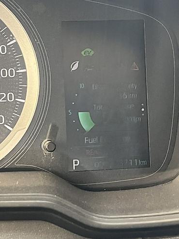 camry 2011: Toyota Corolla: 2019 г., 1.8 л, Вариатор, Гибрид, Седан — 6
