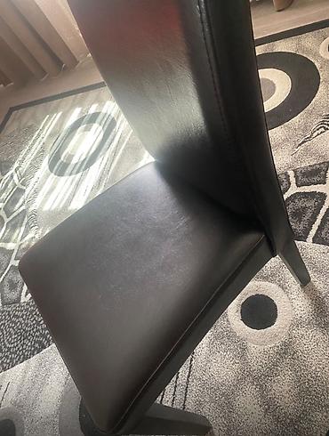 stol nədir: Yüksək bel dəstəkli yemək otağı/kreslo - Material: qara eko‑dəri — 4