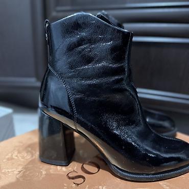Ботинки и ботильоны: Распродажа женской обуви, черный цвет. 1) Ботильоны на устойчивом — 1