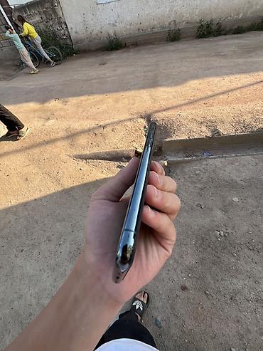 холодильник жалал абад: IPhone 11 Pro, Б/у, 64 ГБ, Matte Midnight Green, Чехол, 67 % — 7