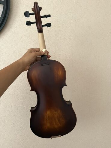 Музыкальные инструменты: Mitello fırması Stradella skripkası musiqi alətləri sevənlər üçün əla