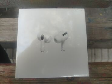 продаю наушники на айфон: Вакуумдук, Apple, Жаңы, Электр зымсыз (Bluetooth), Классикалык