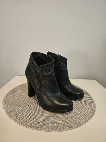 stefano obuca novi sad: Ankle boots, Stefano, 36