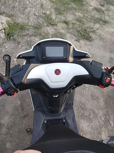 neta gt: Скутер Yamaha (50–150 см³, по классу/размеру) в спортивном стиле — 6