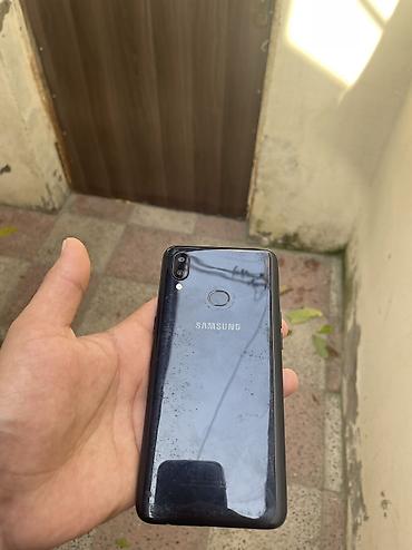 32: Samsung Galaxy A10s, 32 GB, rəng - Yaşıl, Barmaq izi, İki sim kartlı, Face ID — 3