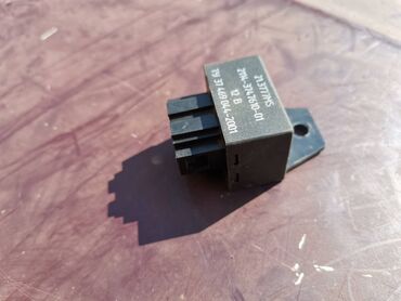 Auto delovi: Relej maglenki Lada 21213,21214 Niva, Lada 112 novi tip. Polovnano — 4