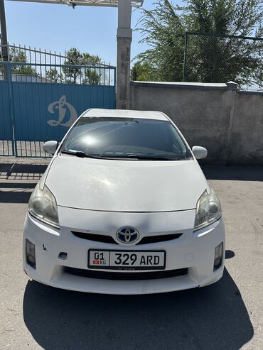 я ищу машину: Toyota Prius: 2011 г., 1.8 л, Автомат, Гибрид, Седан
