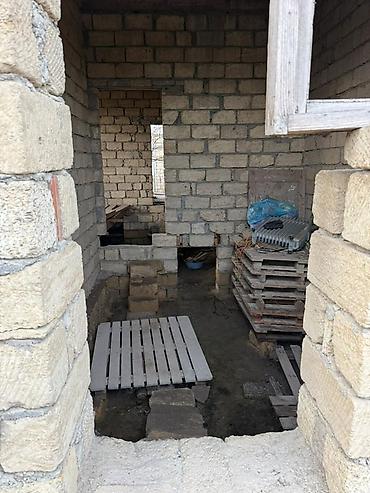 Həyət evləri və villaların satışı: Sumqayit Arxiv idaresinin arxasi. 76-cı məhəllə. Satış üçün yarımçıq — 22