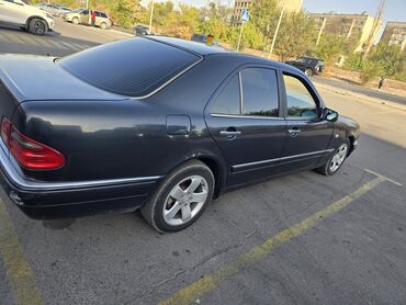 Mercedes-Benz: Mercedes-Benz E-Class: 1995 г., 3.2 л, Автомат, Бензин, Седан