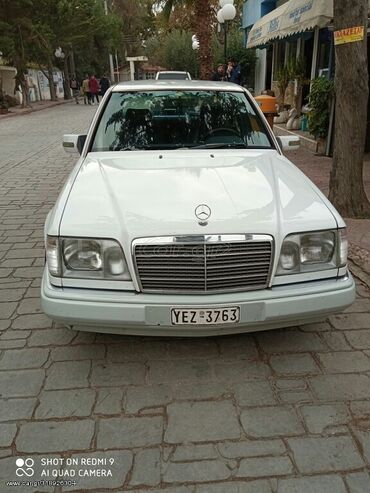 Οχήματα - Αγία Βαρβάρα: Mercedes-Benz 200: 2 l. | 1993 έ. | Sedan