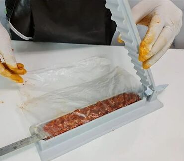 şiş kabab: 1 Parça Yaradıcı Barbekü Şiş Maker - Dayanıqlı Plastik, Açıq Qril