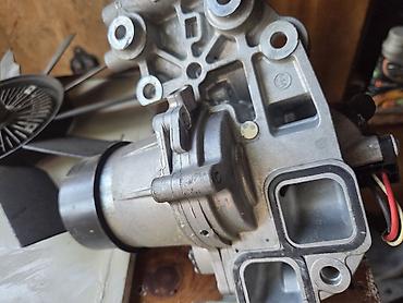 bud e9: Помпа B57D40 БМВ — 1