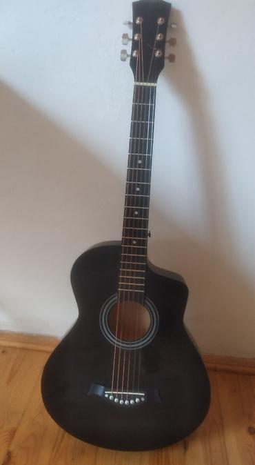 Akkustik gitara – tam ölçülü, klassik korpuslu model. Qara mat rəng lalafo.az -da Akkustik gitara – tam ölçülü, klassik korpuslu model. Qara mat rəng