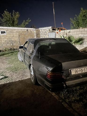 larzon disk qiymeti: Mercedes-Benz E 230: 2.3 l | 1994 il Sedan — 2