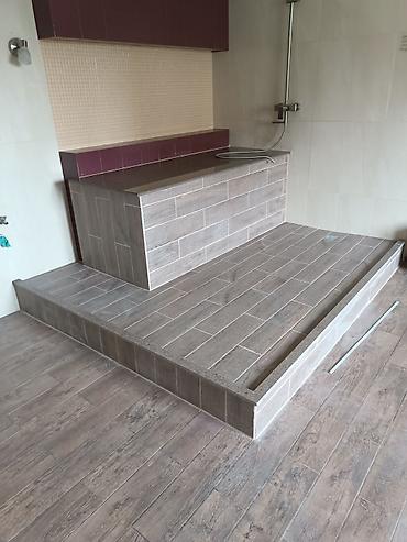 Укладка плитки: Подготовка стен для укладки, Подготовка стен для грунтовки, Резка плитки | Керамическая плитка, Керамогранитая плитка, Мозаичная плитка | Вертикальная укладка, Диагональная укладка, Горизонтальная укладка Больше 6 лет опыта — 22