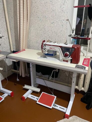 Швейные машины: Швейная машина Machine, Автомат
