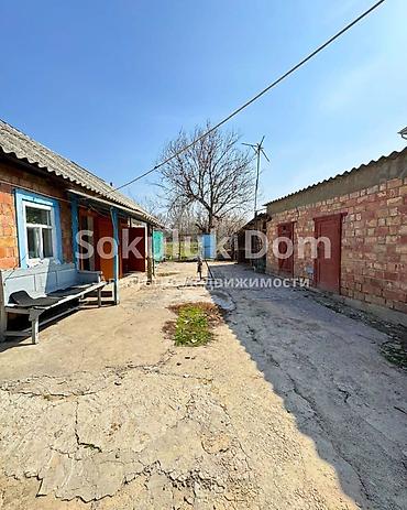 Продажа коттеджей и домов: 🏠Продаётся дом в с. Сокулук, верхняя зона 🟡Комнаты: 3 🟡Участок: 9 — 4