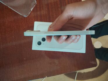 Apple iPhone: IPhone 13, 128 GB, Starlight — 2