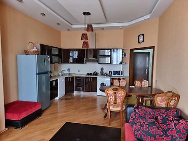 bakida kirayə: 28 May metrosunun 2-ci çıxışına 5 dəqiqəlik məsafədə, yeni tikili 20 — 2