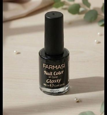 crni tech: FARMASI Nail Color – Glossy lak za nokte - Crni, visokosjajni završni — 1