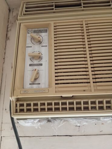 задние колонки в машину: Pəncərə tipli kondisioner – SK-2000 işlək vəziyyətdədir köç ilə bağlı